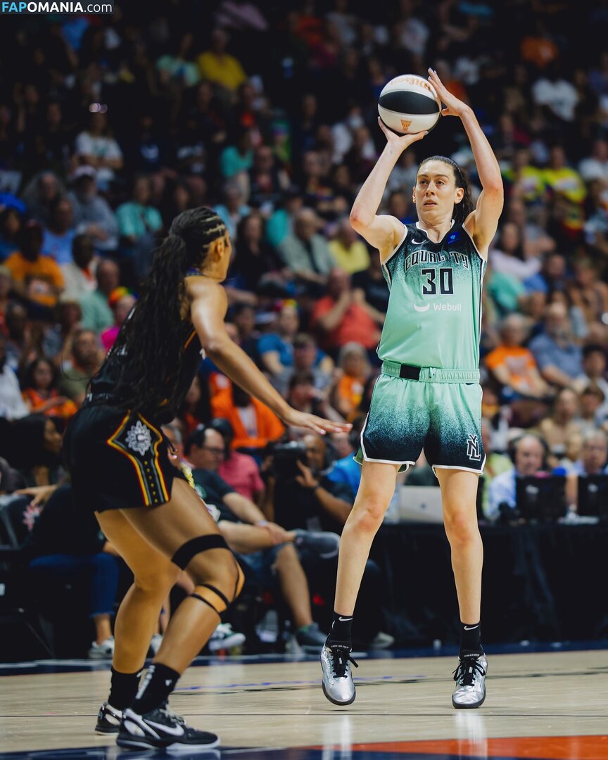 Breanna Stewart / WNBA Player / breannastewart30 Naken OnlyFans  Läckta Foto #6