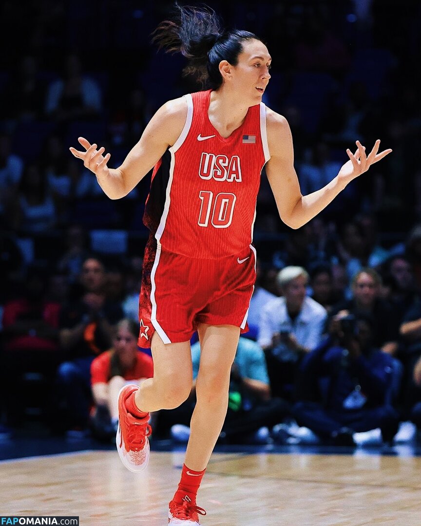 Breanna Stewart / WNBA Player / breannastewart30 Naken OnlyFans  Läckta Foto #10