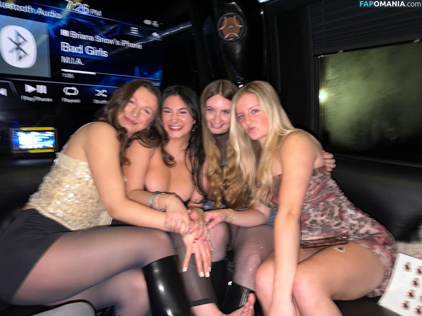 Bri Snow / Bri_Alexis_Snow / boobzilla123 / bri_snow Naken OnlyFans  Läckta Foto #58