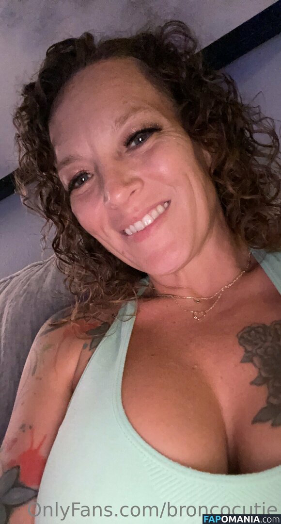 Broncocutie / _______.onlyfans._______ Naken OnlyFans  Läckta Foto #25