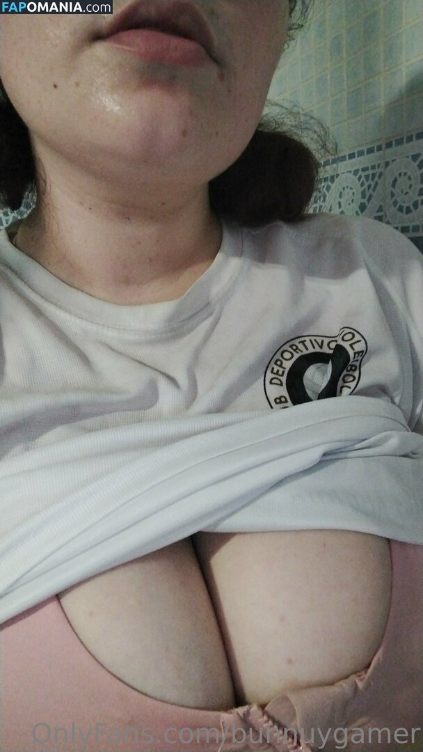 b_u_n_n_y__0_2_15 / bunnuygamer Naken OnlyFans  Läckta Foto #8