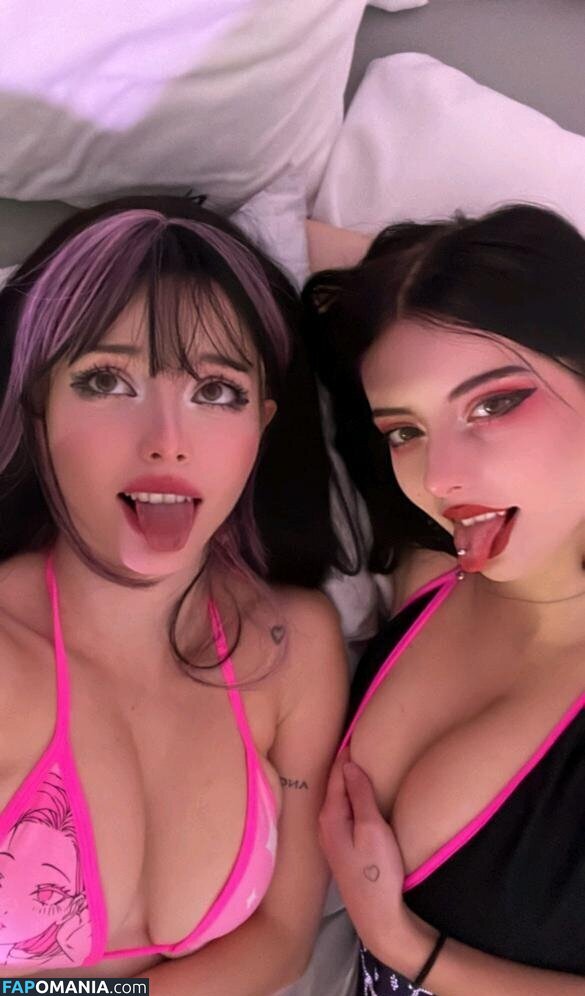 Burch Twins / juliaaburch Naken OnlyFans  Läckta Foto #4