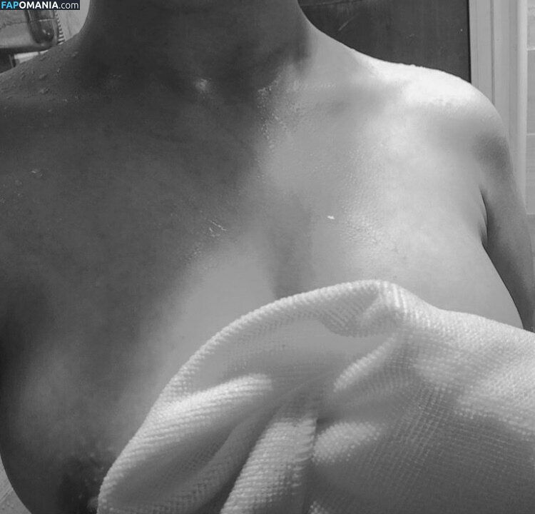 c6c4c2 / soartisticnow Naken OnlyFans  Läckta Foto #5