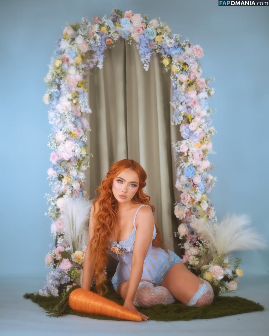 Caitchristinee / Caitlin Christine / caitlinchristinee Naken OnlyFans  Läckta Foto #1