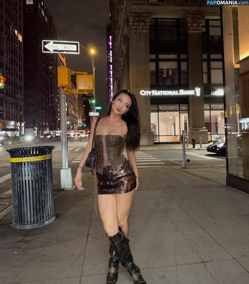 Callina Liang / callina.liang Naken OnlyFans  Läckta Foto #6