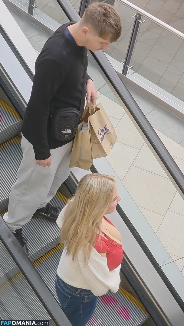 CANDID Boobs / bouncy / braless / cleavage / downblouse / jiggly Naken OnlyFans  Läckta Foto #25