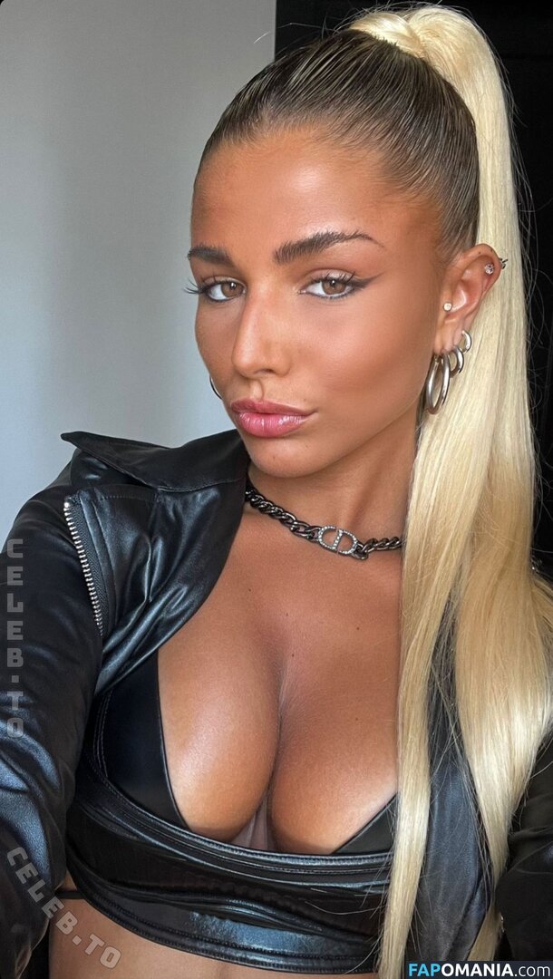 Carla Frigo / carlafrigoo2 Naken OnlyFans  Läckta Foto #3