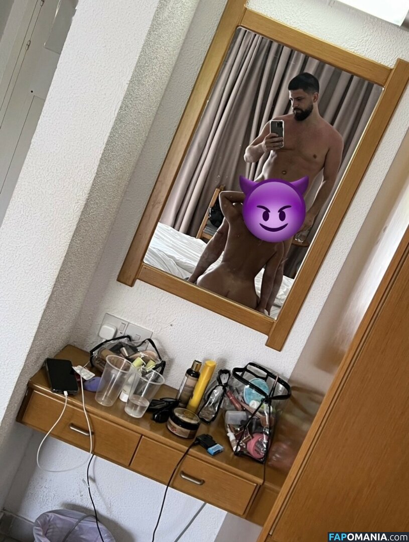 Carla Sophie / carlasophiebtw / carlysophie Naken OnlyFans  Läckta Foto #85