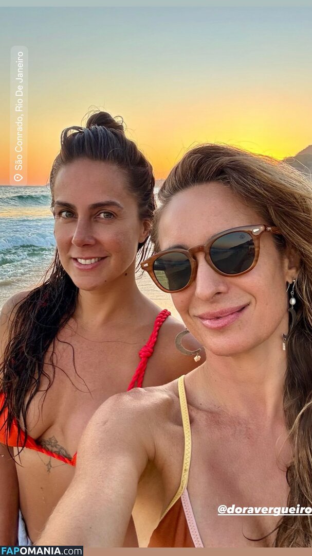 Carol Barcellos / carolbarcellos Naken OnlyFans  Läckta Foto #1