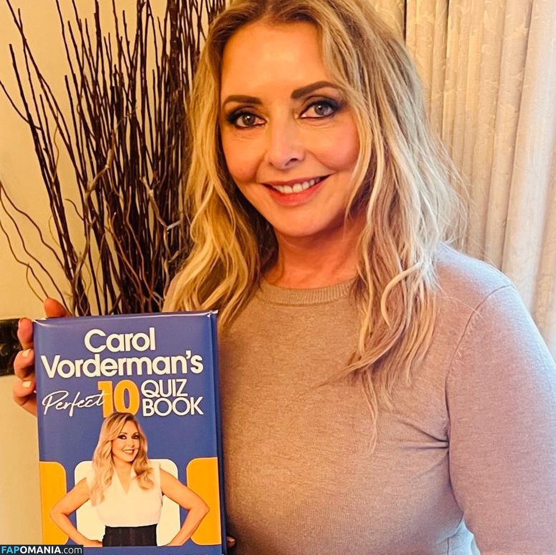 Carol Vorderman Naken OnlyFans  Läckta Foto #34