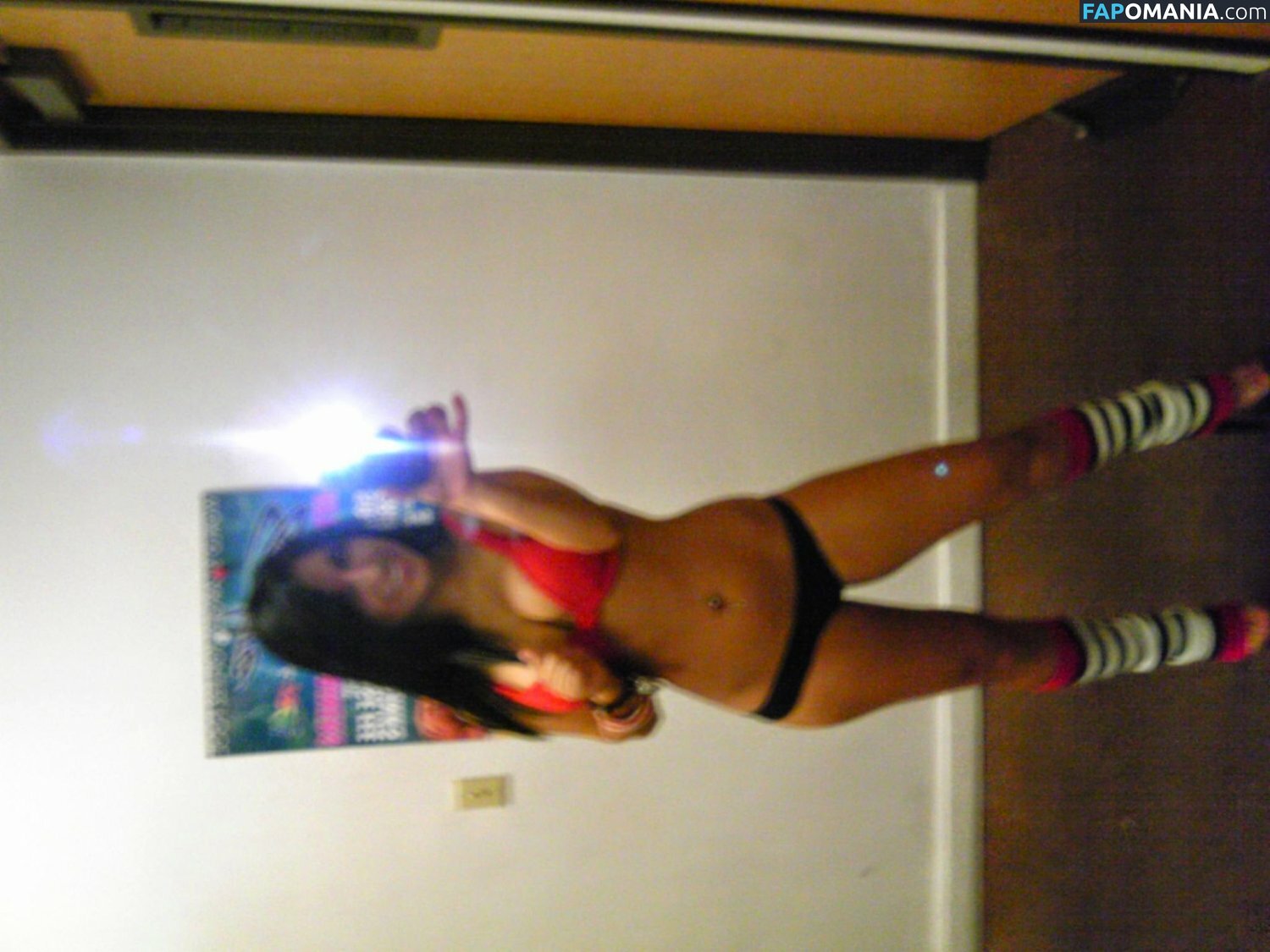 Carol / c.a.r.o.l.b / carolhot69 / carolinnx Naken OnlyFans  Läckta Foto #20