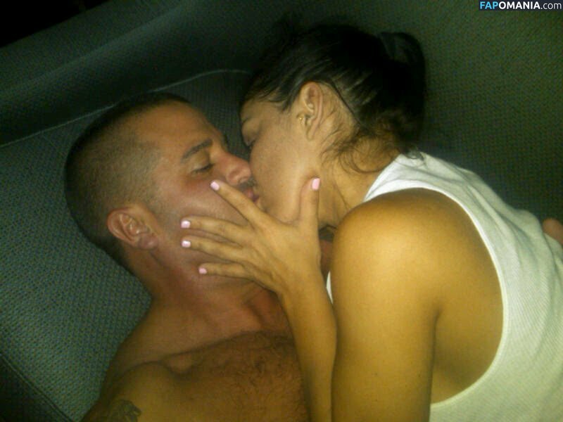 Carol / c.a.r.o.l.b / carolhot69 / carolinnx Naken OnlyFans  Läckta Foto #22