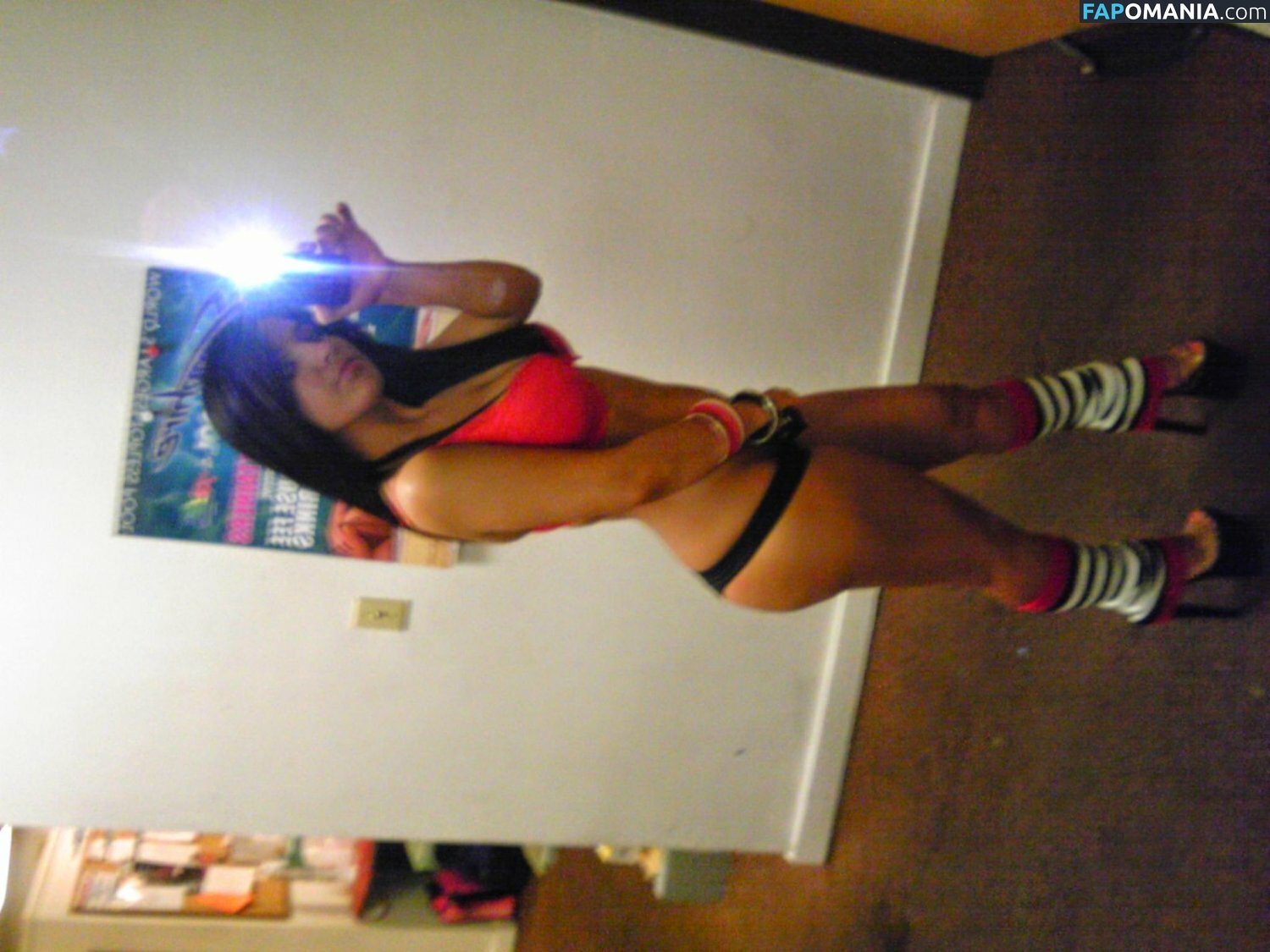 Carol / c.a.r.o.l.b / carolhot69 / carolinnx Naken OnlyFans  Läckta Foto #26