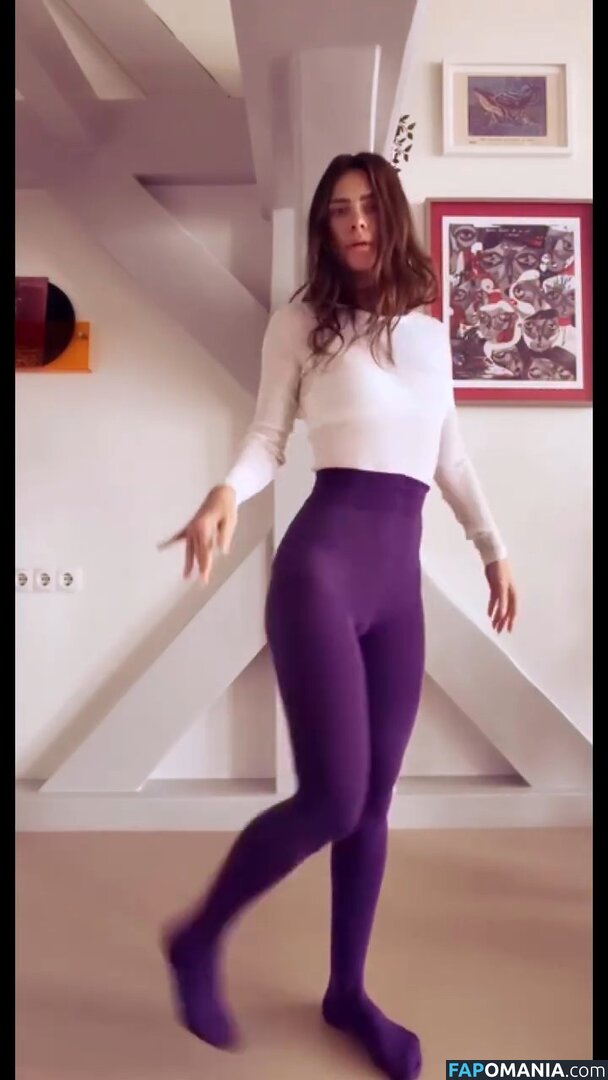 Carolina Dieckmann / loracarola Naken OnlyFans  Läckta Foto #9