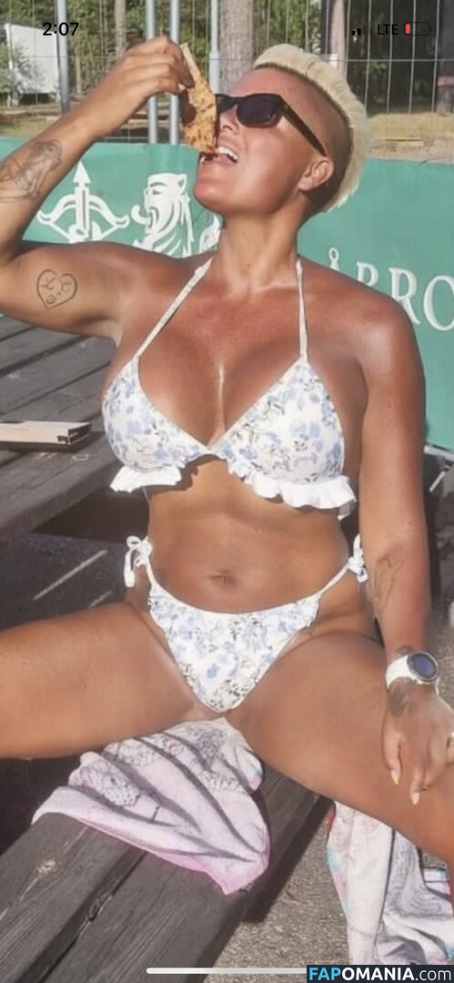 Carro Oberg / carrooberg Naken OnlyFans  Läckta Foto #2