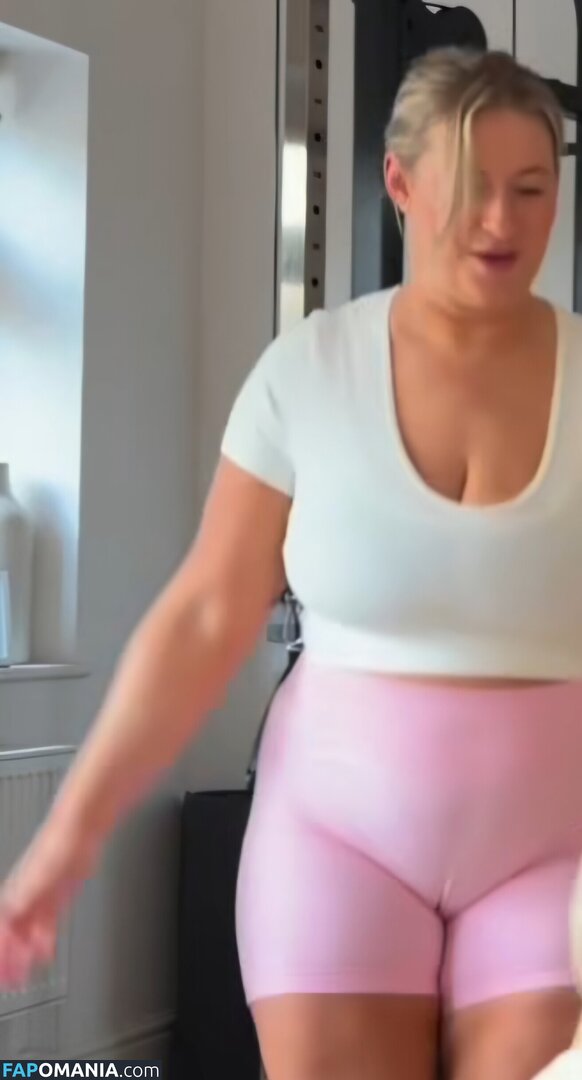 Carys whittaker  / Carys whittaker / busybeecarys / carys.whittaker Naken OnlyFans  Läckta Foto #3