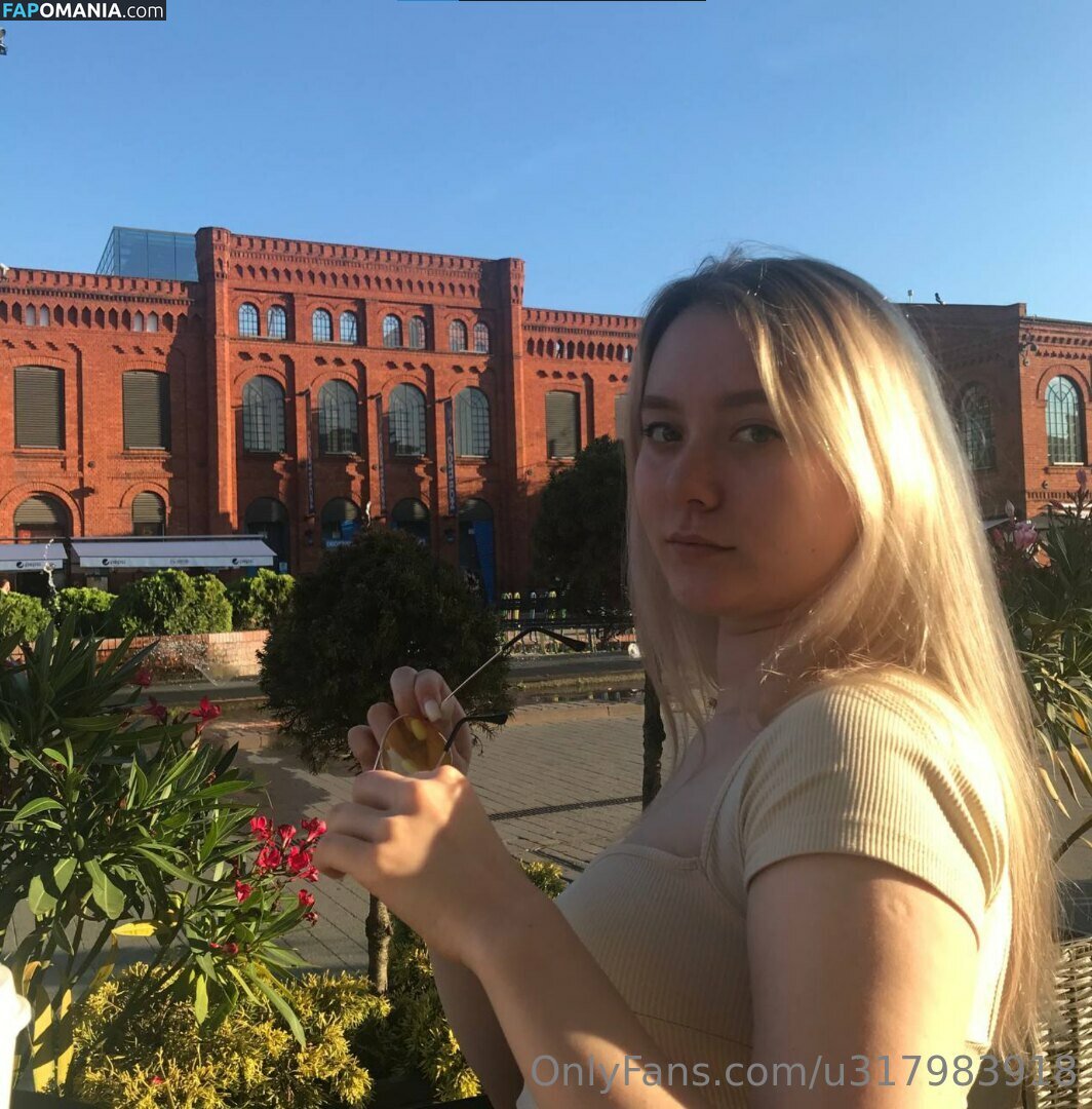 celebrity_hannah_montana Naken OnlyFans  Läckta Foto #9