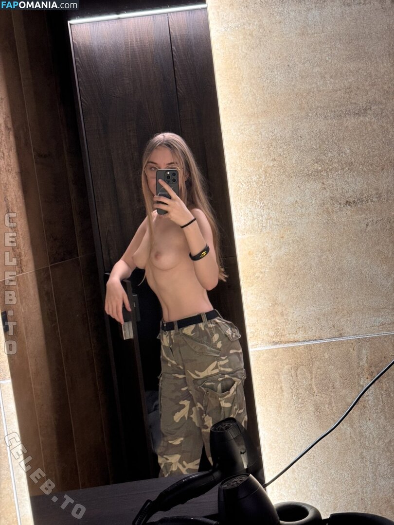 Celineiswyld / ilovee39m5 Naken OnlyFans  Läckta Foto #11