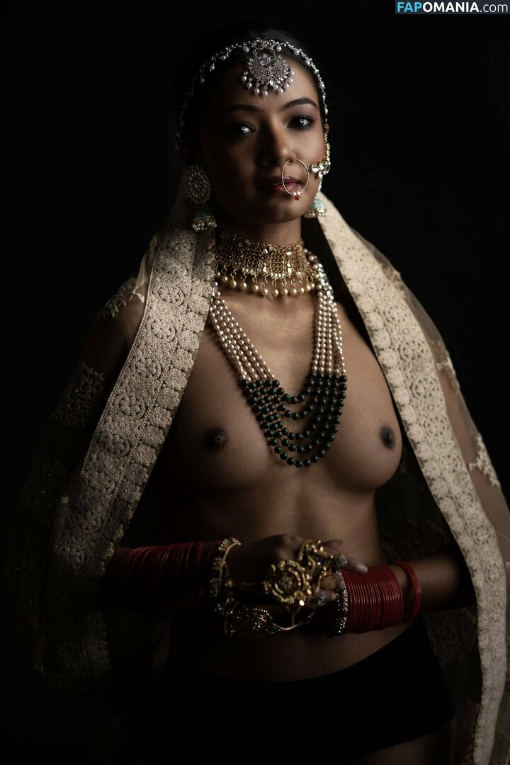 Chandrika Desai / Chandrika Passionica Naken OnlyFans  Läckta Foto #513