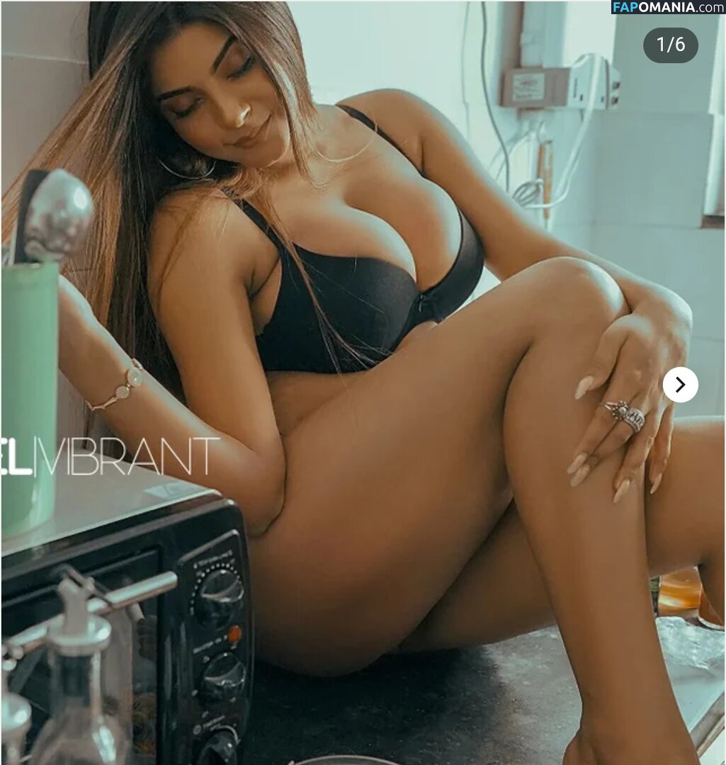 Chandrika Desai / Chandrika Passionica Naken OnlyFans  Läckta Foto #578