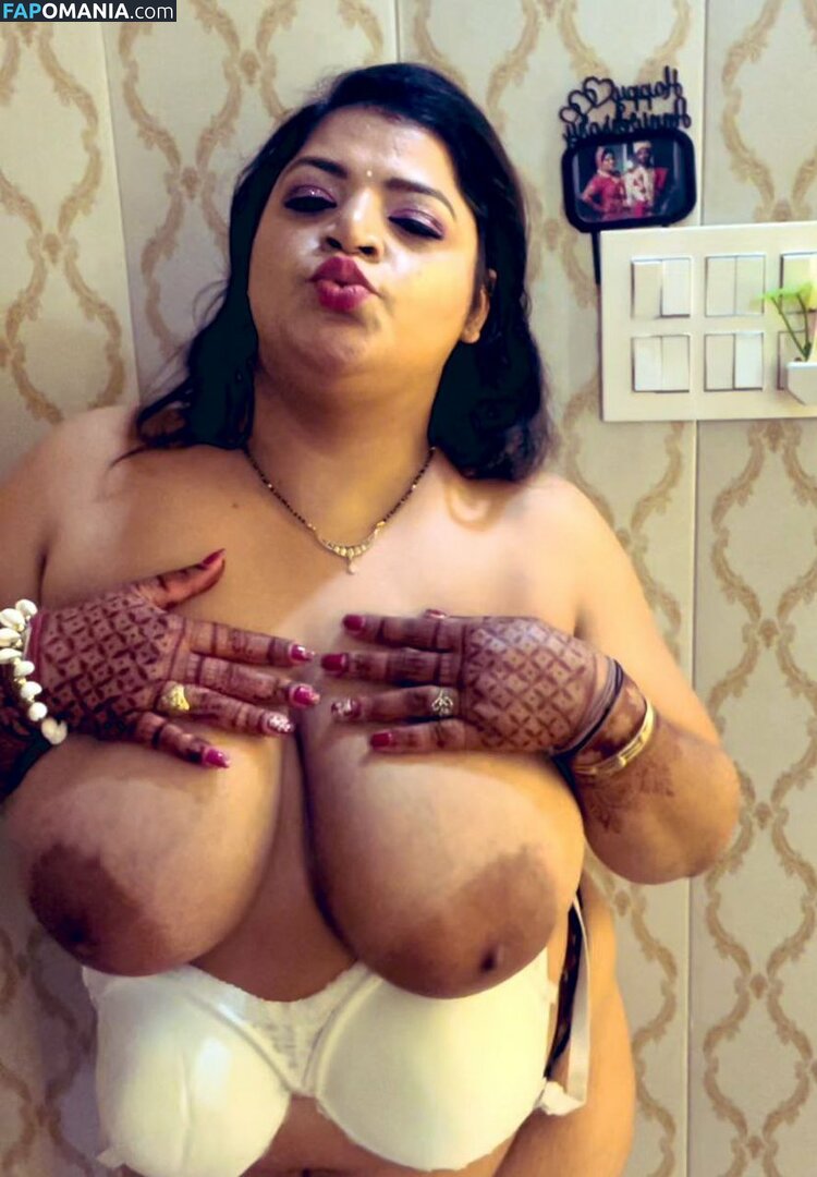 Chandrika Desai / Chandrika Passionica Naken OnlyFans  Läckta Foto #1163