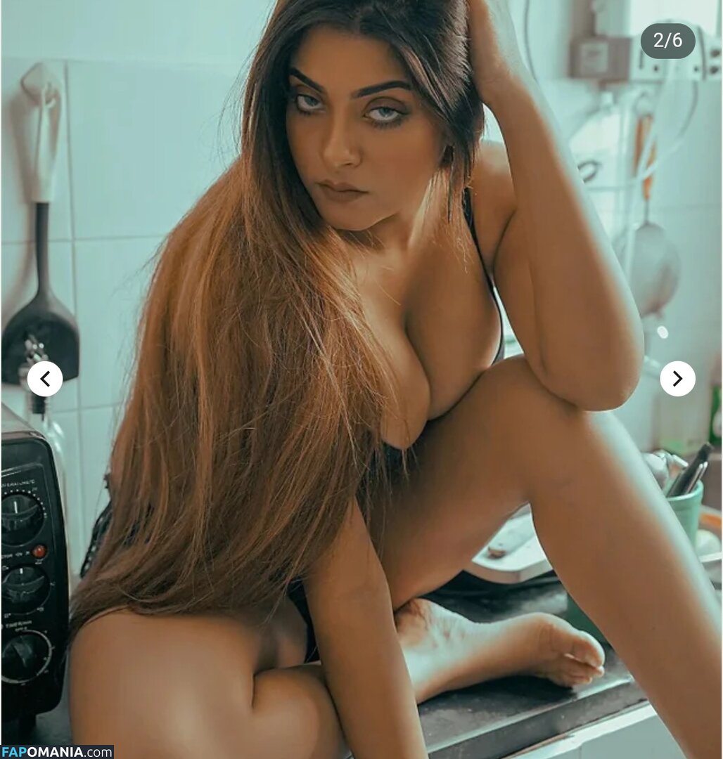 Chandrika Desai / Chandrika Passionica Naken OnlyFans  Läckta Foto #1173