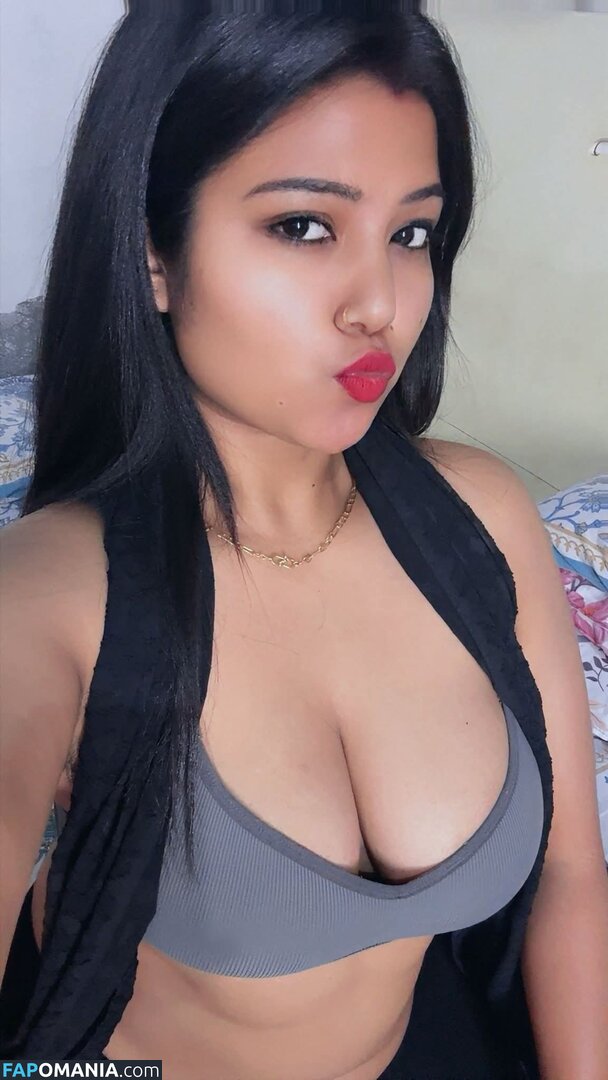 Chandrika Desai / Chandrika Passionica Naken OnlyFans  Läckta Foto #1219