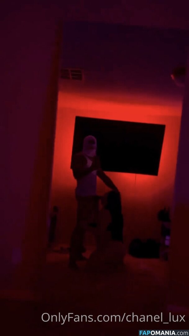 chanel_lux / ficialhausofluxx / officialhausofluxx Naken OnlyFans  Läckta Foto #3