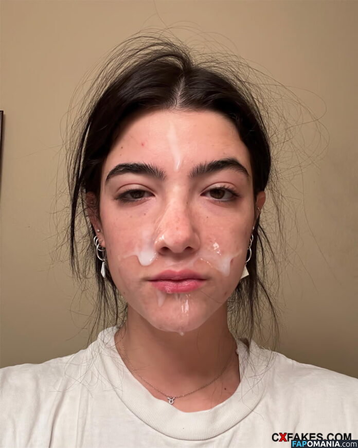 Charli D'Amelio / Charli Damelio / charlidamelio / charliesdamelio Naken OnlyFans  Läckta Foto #49