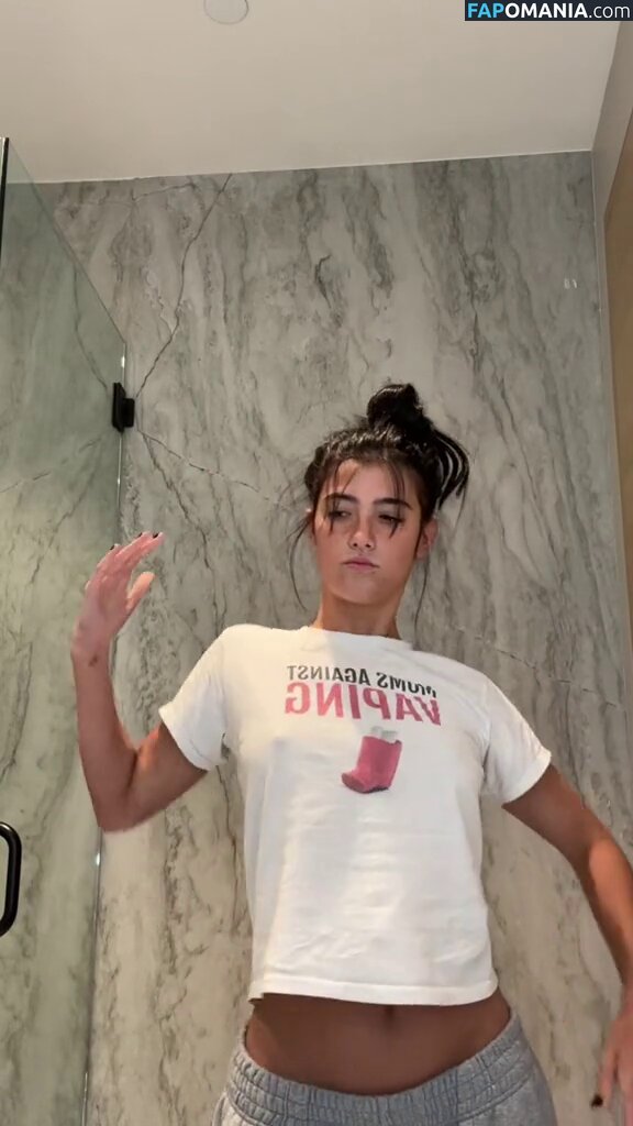 Charli D'Amelio / Charli Damelio / charlidamelio / charliesdamelio Naken OnlyFans  Läckta Foto #340