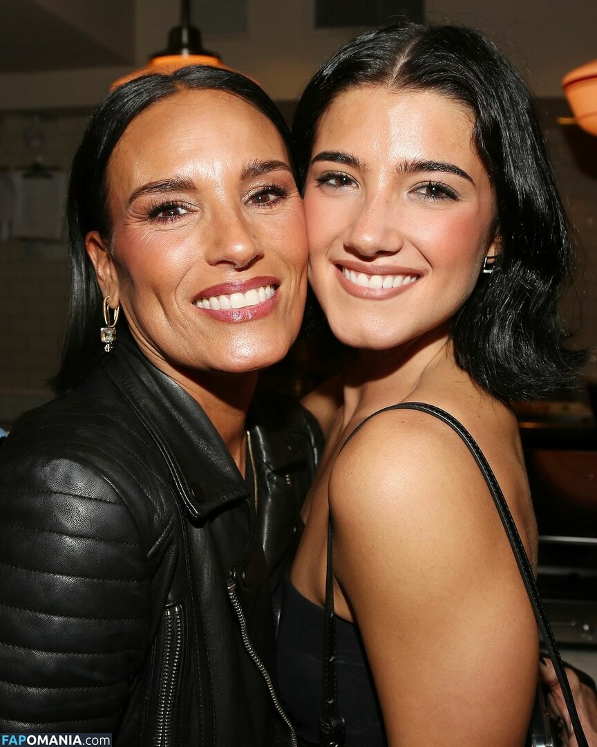 Charli D'Amelio / Charli Damelio / charlidamelio / charliesdamelio Naken OnlyFans  Läckta Foto #1473