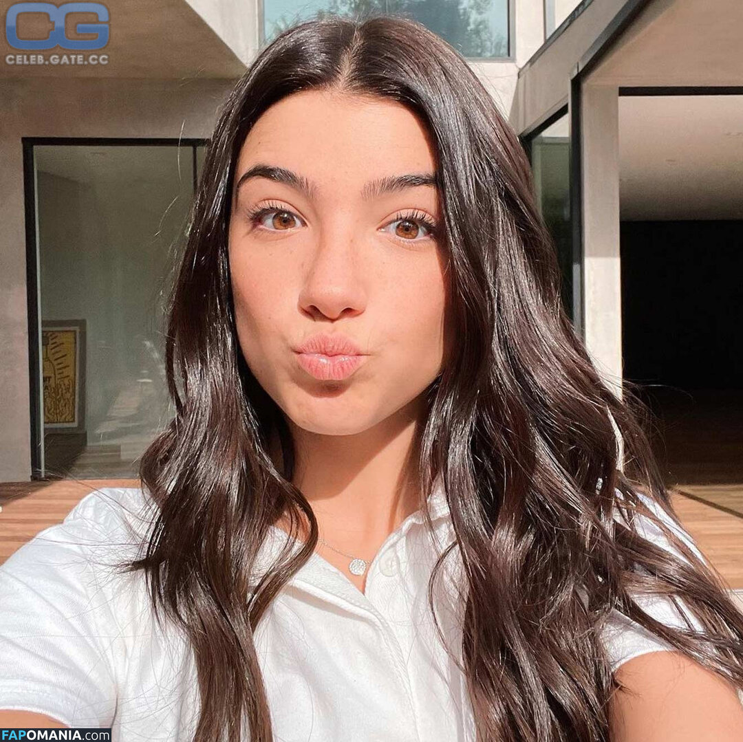 Charli D'Amelio / Charli Damelio / charlidamelio / charliesdamelio Naken OnlyFans  Läckta Foto #1557