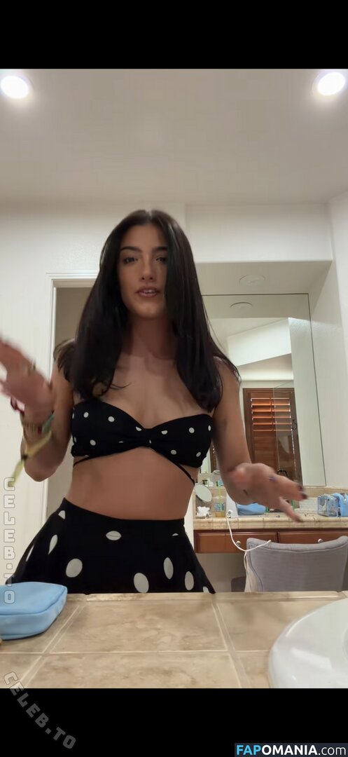 Charli D'Amelio / Charli Damelio / charlidamelio / charliesdamelio Naken OnlyFans  Läckta Foto #1658