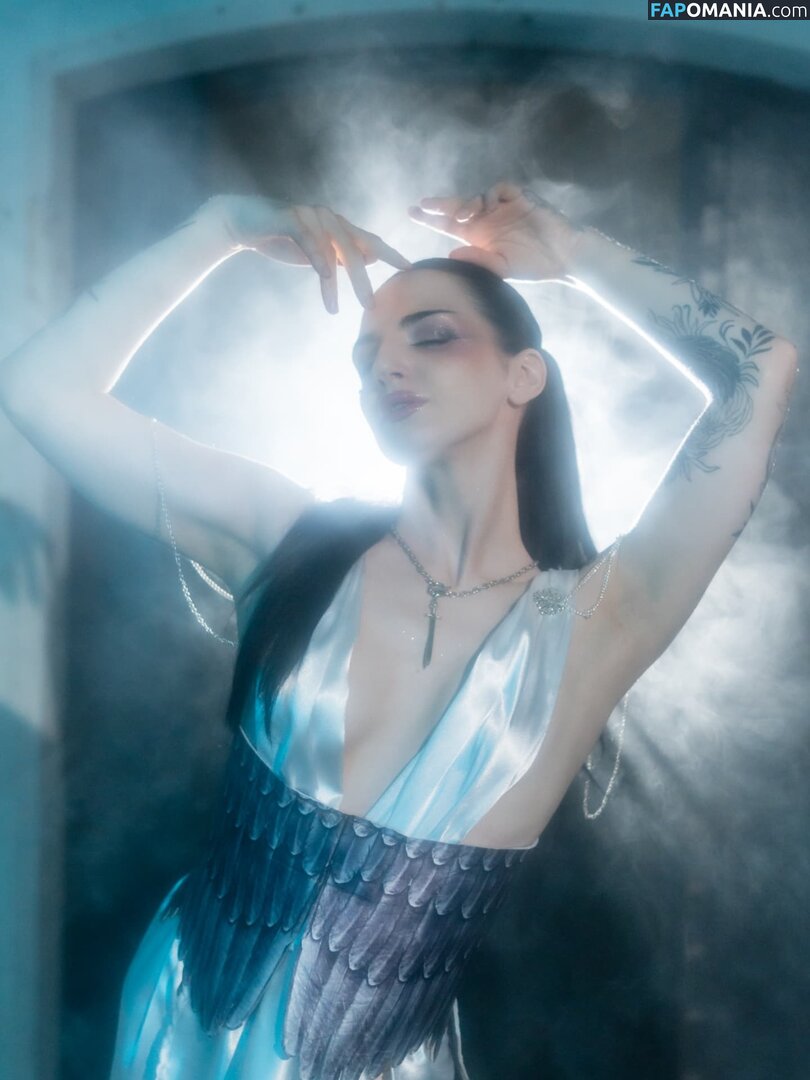 Charlotte Foxx / charlottefoxx_ Naken OnlyFans  Läckta Foto #4