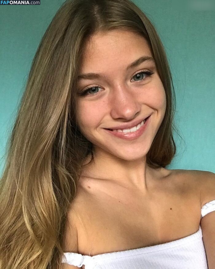 Cherie Lorraine / Cherry Albrecht / cherielorraine / solarrheart Naken OnlyFans  Läckta Foto #43