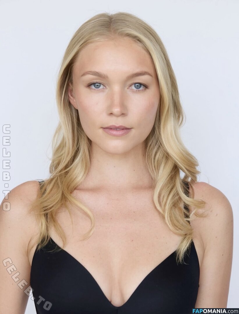 Chiara Schmitt / chiaracs_ Naken OnlyFans  Läckta Foto #4