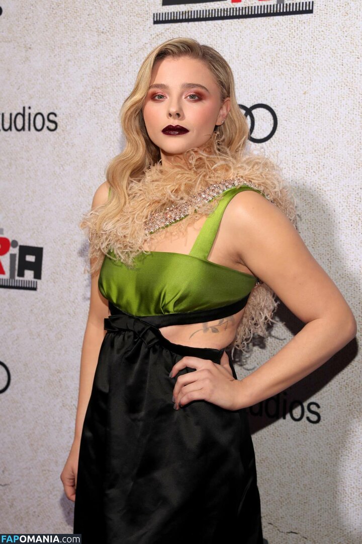 Chloë Grace Moretz / chloegmoretz / https: Naken OnlyFans  Läckta Foto #141