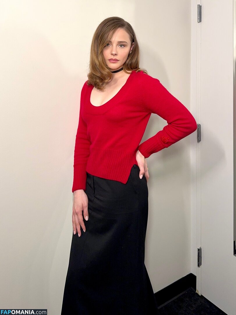 Chloë Grace Moretz / chloegmoretz / https: Naken OnlyFans  Läckta Foto #946