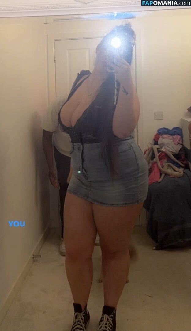 Chloe Carter / _.bigbigtoe._ Naken OnlyFans  Läckta Foto #1