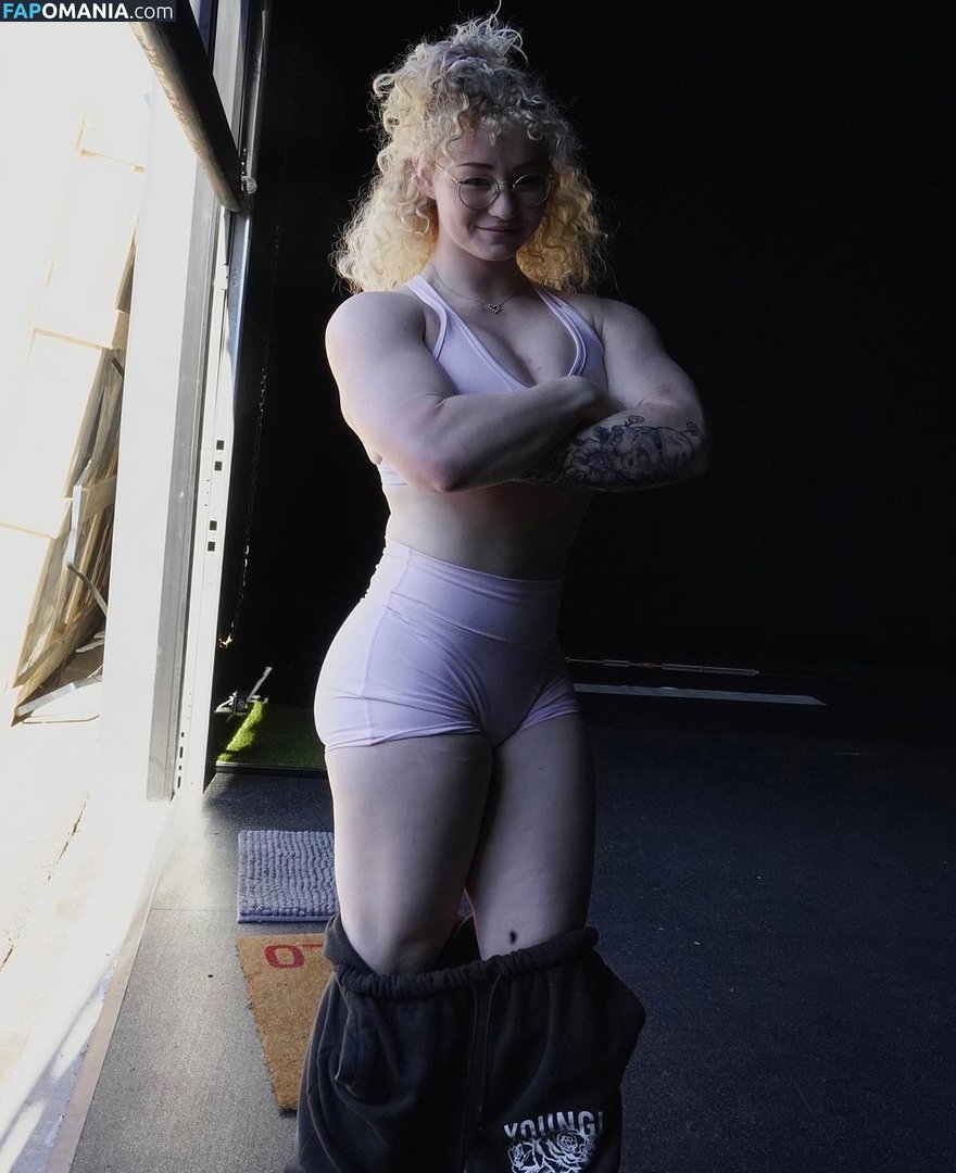 Chloethehokage / chloegrahamx / chloemirisch Naken OnlyFans  Läckta Foto #2