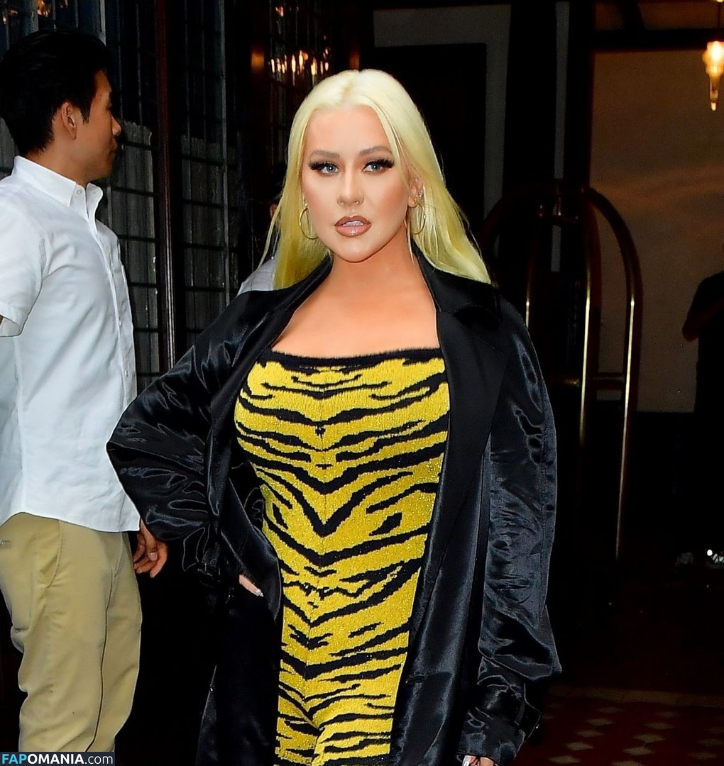 Christina Aguilera Naken Läckta Foto #39