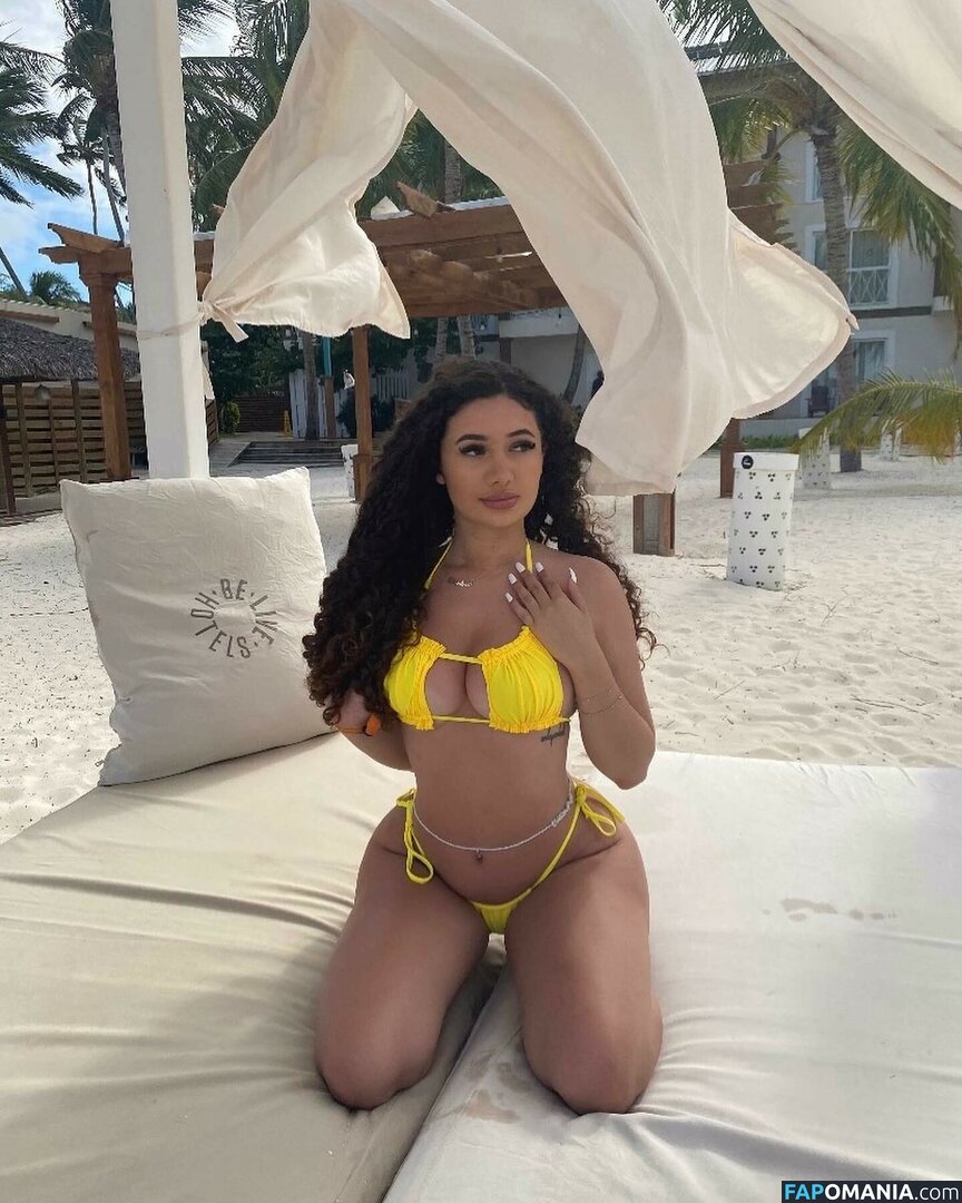 Christina April Amaral / aprilafterdarkk / christinaaamaral Naken OnlyFans  Läckta Foto #10