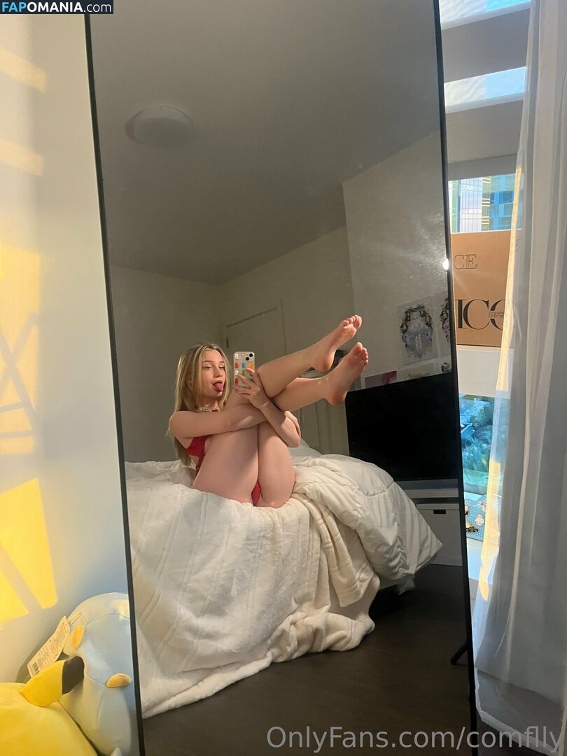 comflly / jaynedomjan Naken OnlyFans  Läckta Foto #4