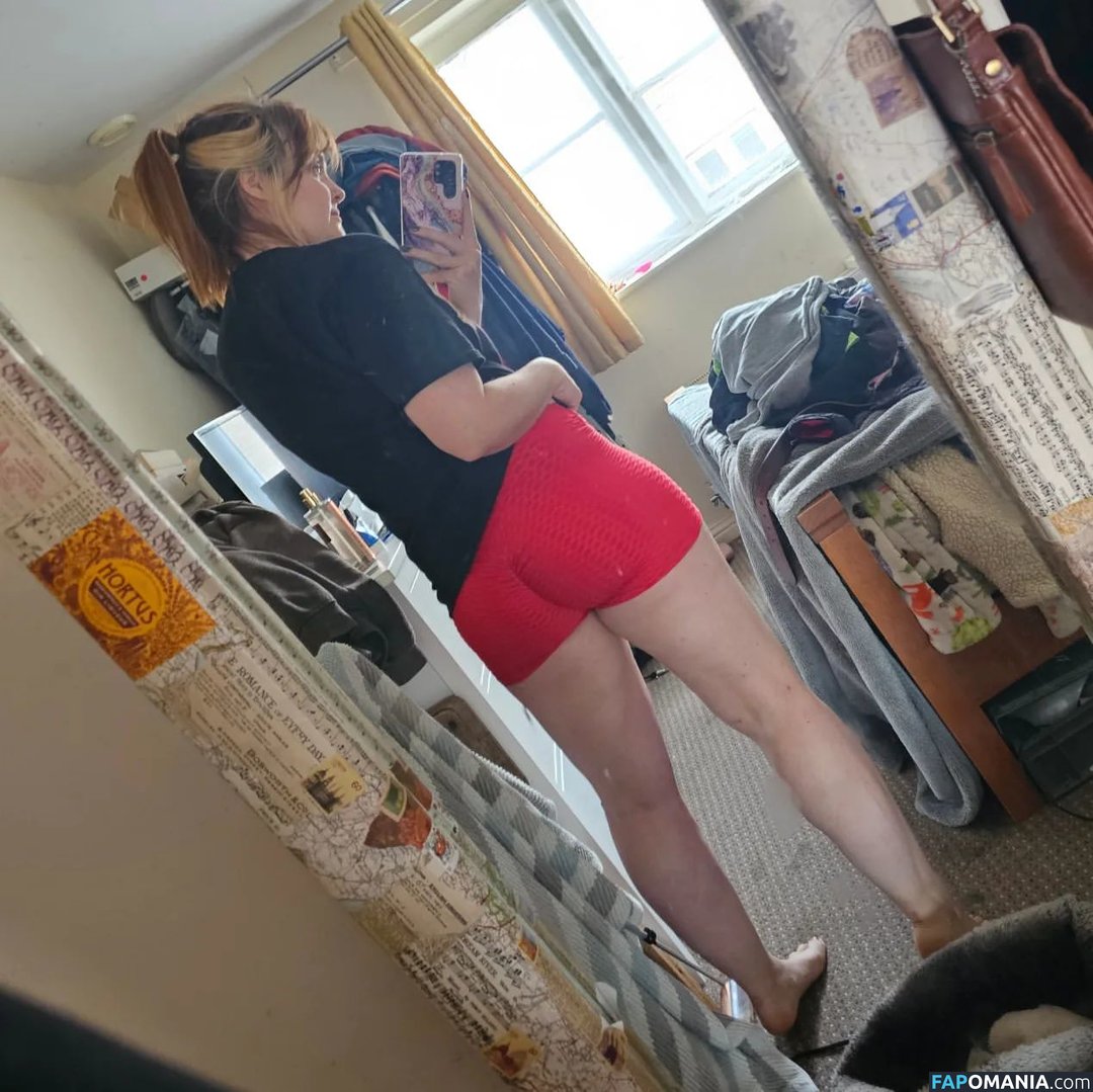 constanceflame Naken OnlyFans  Läckta Foto #12