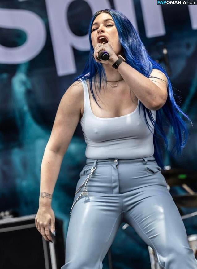 Courtney Laplante / Spiritbox Singer / courtneylaplante Naken OnlyFans  Läckta Foto #25