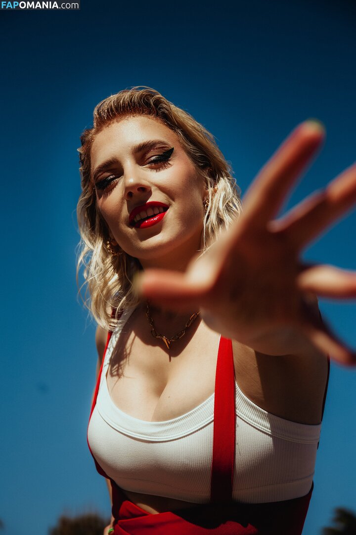 Courtney Miller / co_mill / typicalvlogs Naken OnlyFans  Läckta Foto #626