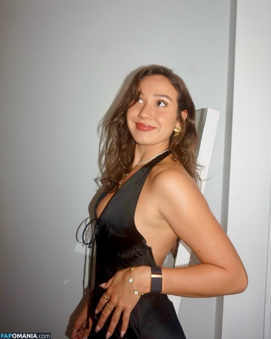 Courtney Sarault / court_sarault / courtsarault / https: Naken OnlyFans  Läckta Foto #27