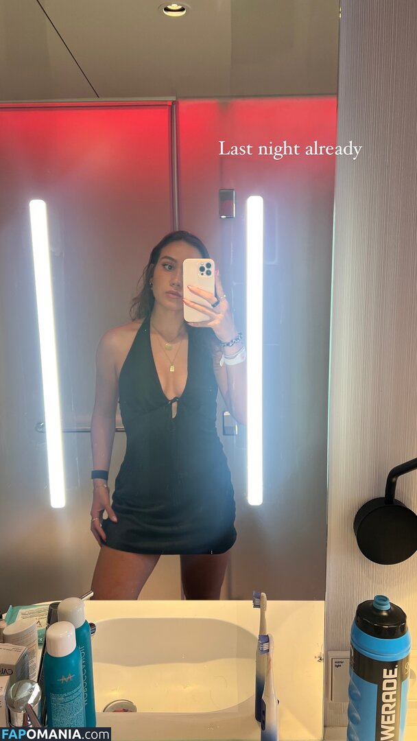 Courtney Sarault / court_sarault / courtsarault / https: Naken OnlyFans  Läckta Foto #29