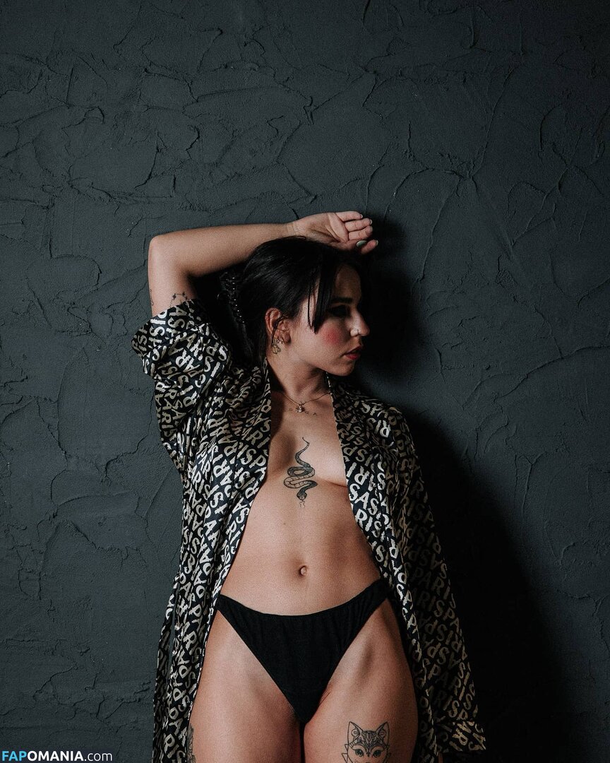 crismaia97 / maiaserena / user Naken OnlyFans  Läckta Foto #14
