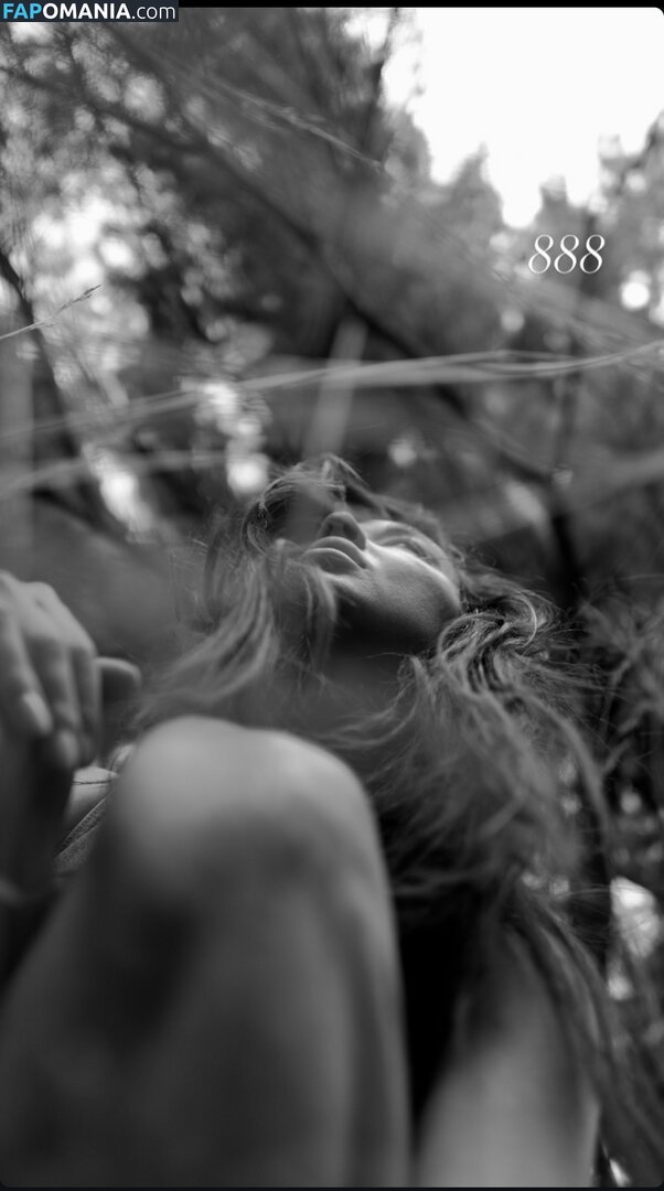 Crystal Reed / crystalmreed Naken OnlyFans  Läckta Foto #49